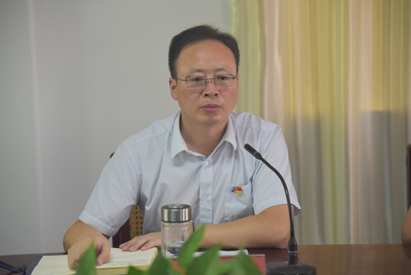 公司黨委召開黨員發(fā)展對(duì)象、接受入黨分子 “雙推”會(huì)議