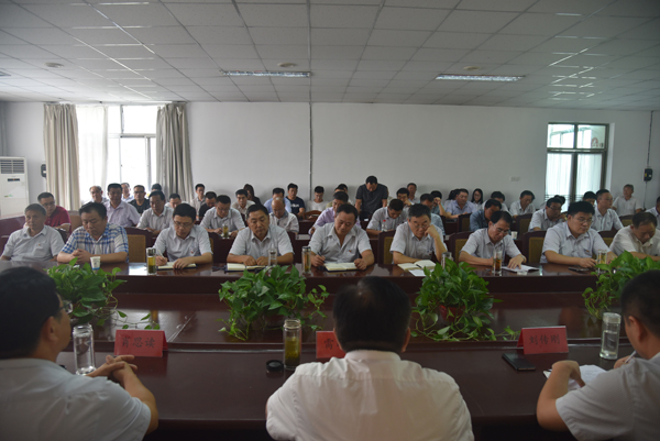 公司黨委召開黨員發(fā)展對(duì)象、接受入黨分子 “雙推”會(huì)議