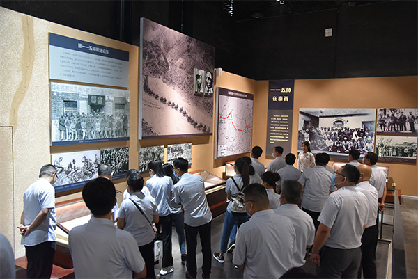 公司開展“憶崢嶸歲月 譜發(fā)展新篇”紅色教育活動(dòng)