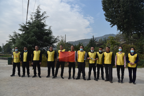 “打造和諧團(tuán)隊 提升自我”  公司開展拓展培訓(xùn)活動