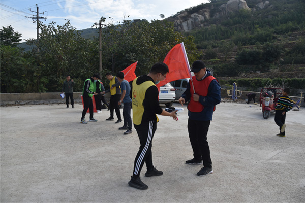 “打造和諧團(tuán)隊 提升自我”  公司開展拓展培訓(xùn)活動