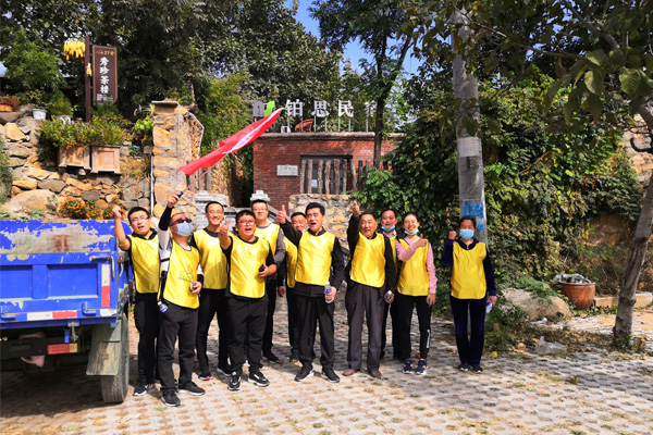 “打造和諧團(tuán)隊 提升自我”  公司開展拓展培訓(xùn)活動