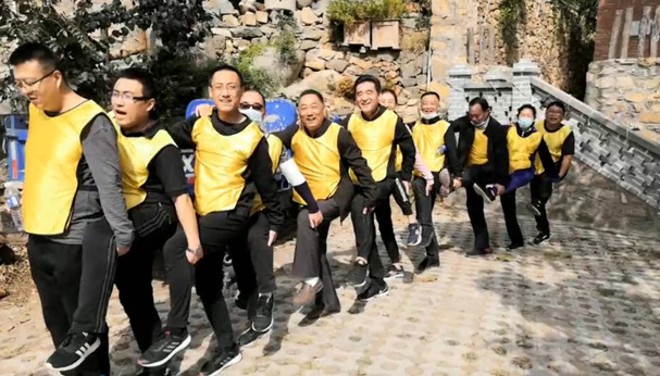 “打造和諧團(tuán)隊 提升自我”  公司開展拓展培訓(xùn)活動