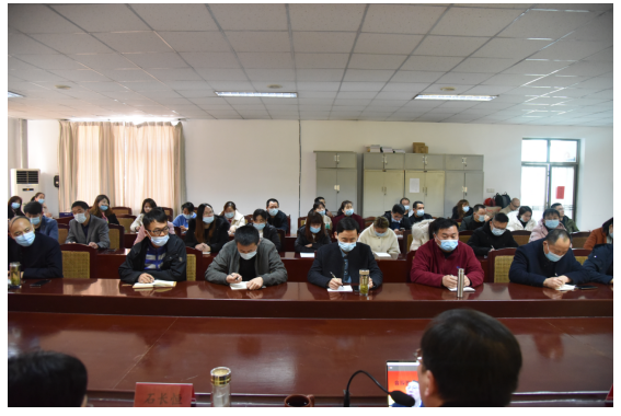 公司召開“顯通云”平臺上線使用培訓(xùn)會議