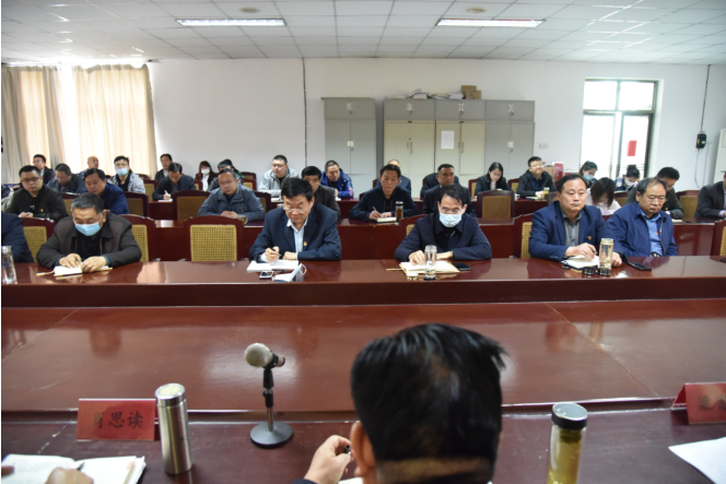 公司召開(kāi)新黨員入黨宣誓儀式、黨員發(fā)展對(duì)象、入黨積極分子“雙推”會(huì)議