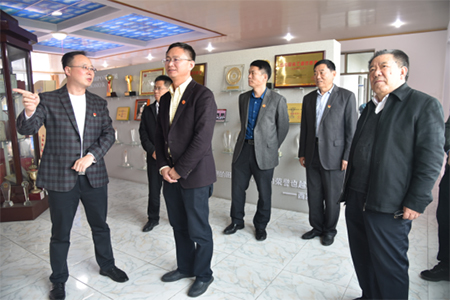 山東建筑大學(xué)管理工程學(xué)院領(lǐng)導(dǎo)  蒞臨公司交流指導(dǎo)工作