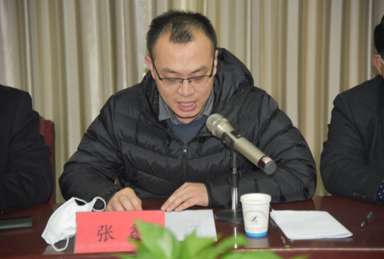 公司召開黨員發(fā)展對(duì)象、入黨積極分子 “雙推”會(huì)議