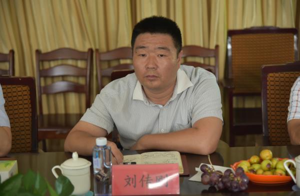 山東科技大學(xué)公共課教學(xué)部領(lǐng)導(dǎo) 蒞臨公司開展“訪企拓崗”促就業(yè)調(diào)研活動(dòng)