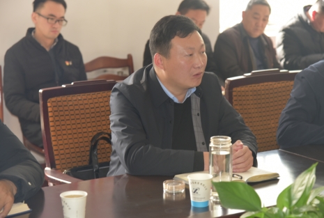 公司召開討論預(yù)備黨員轉(zhuǎn)正支部大會