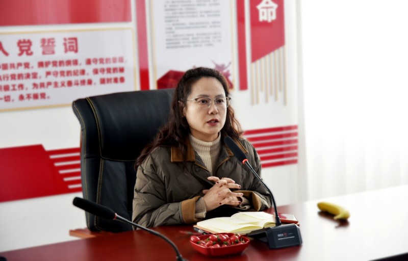 公司總部機關(guān)召開慶?！叭恕眹H婦女節(jié)座談會